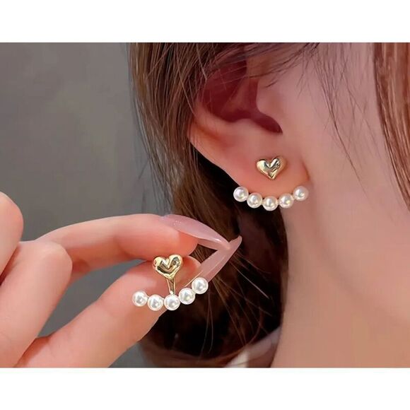 Woman’s boutique earrings new - Picture 1 of 4